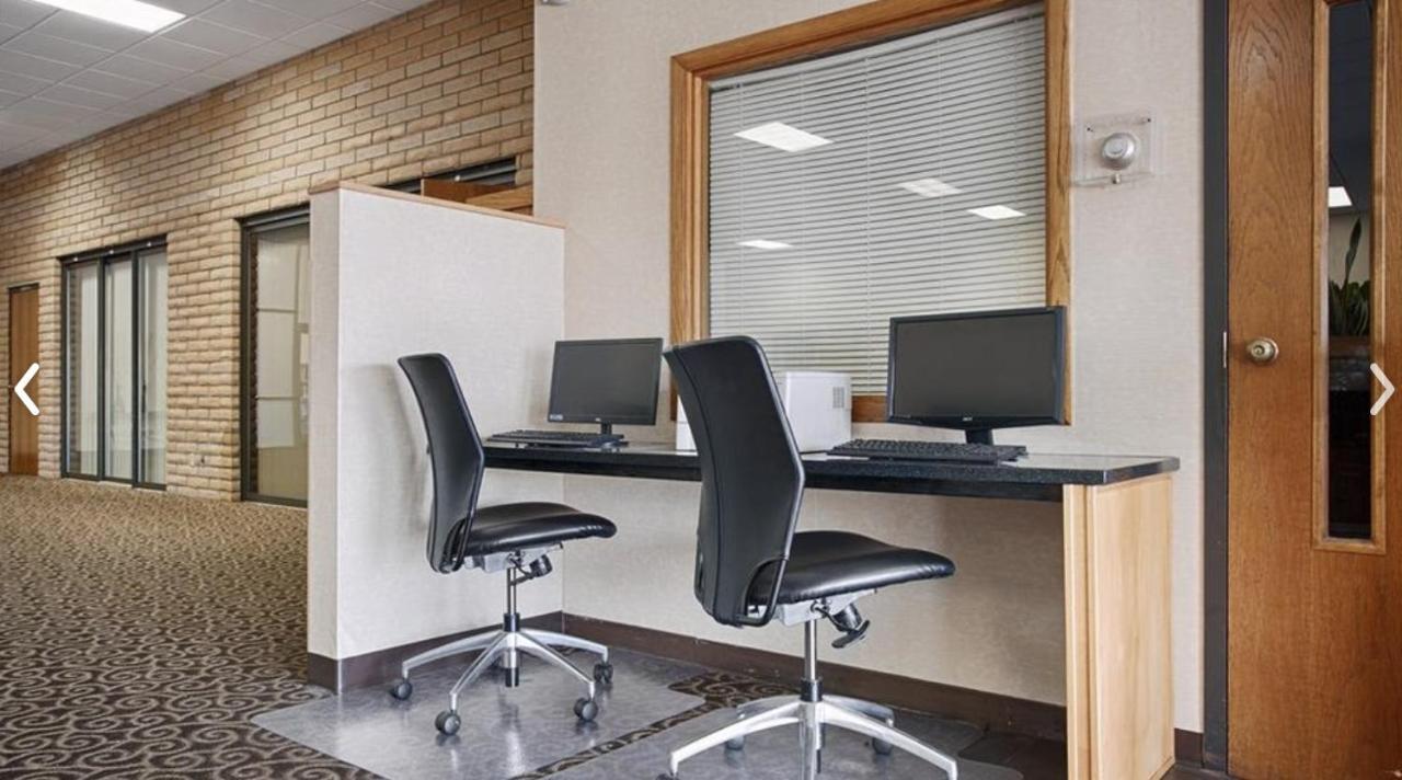 אמפוריה Eleven Boutique Hotel Llc מראה חיצוני תמונה